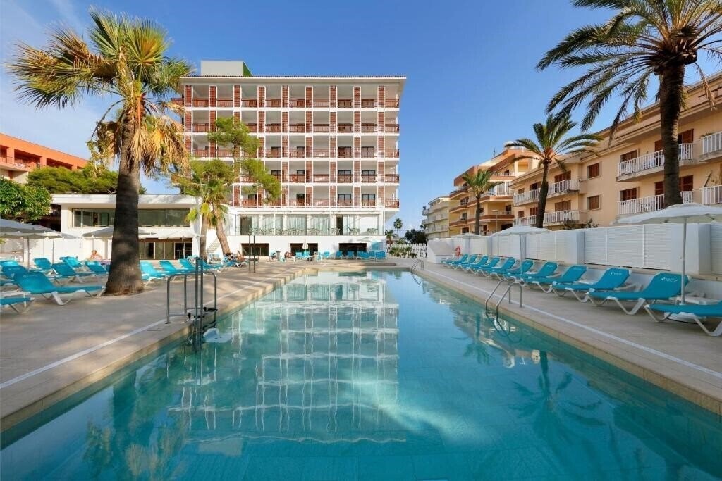 Готель Talayot Hotel 4*