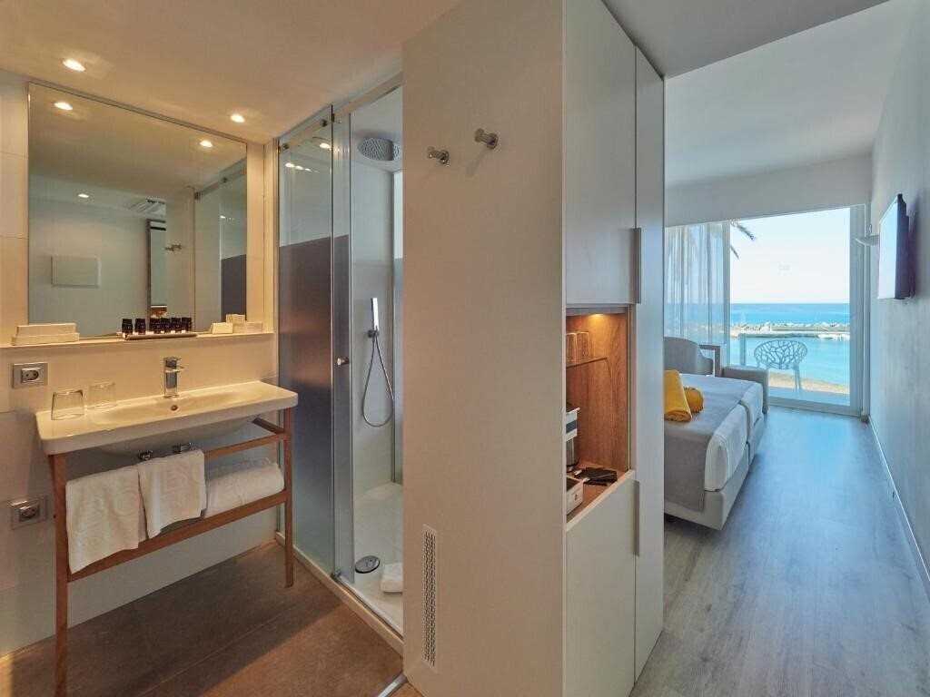 Фотография BQ Aguamarina Boutique 4*