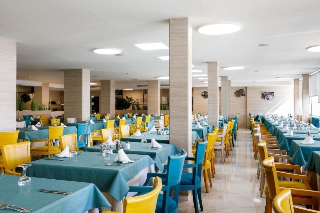 Картинка Peguera Beach Apart Hotel 4*