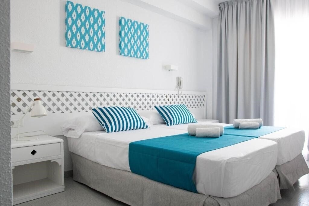 Картинка Blue Sea Mediodia 3*