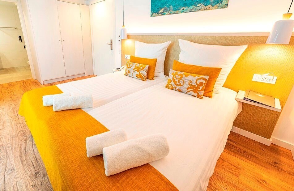 Зображення The Place 4*
