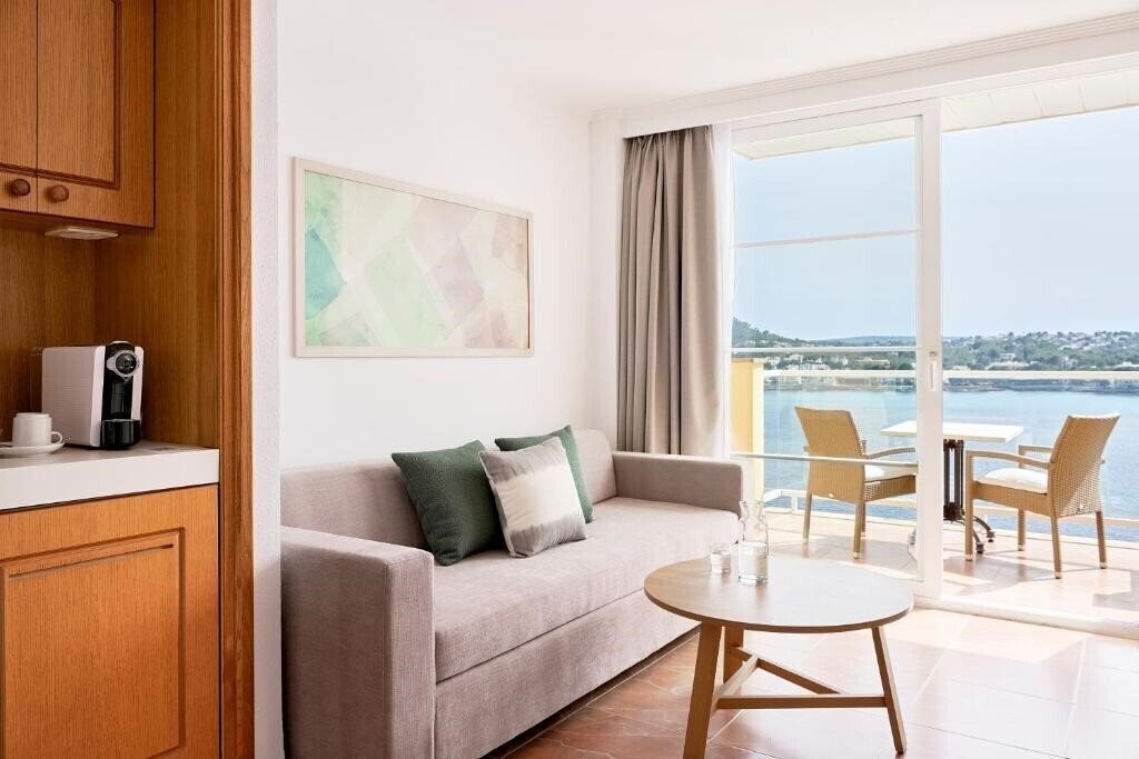 Фото Iberostar Selection Jardin Del Sol Suites 4*