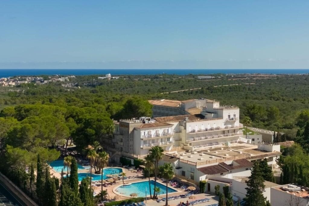 Отель Castell Dels Hams 4*