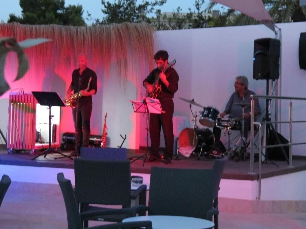 Фотографія BG Pamplona 4*