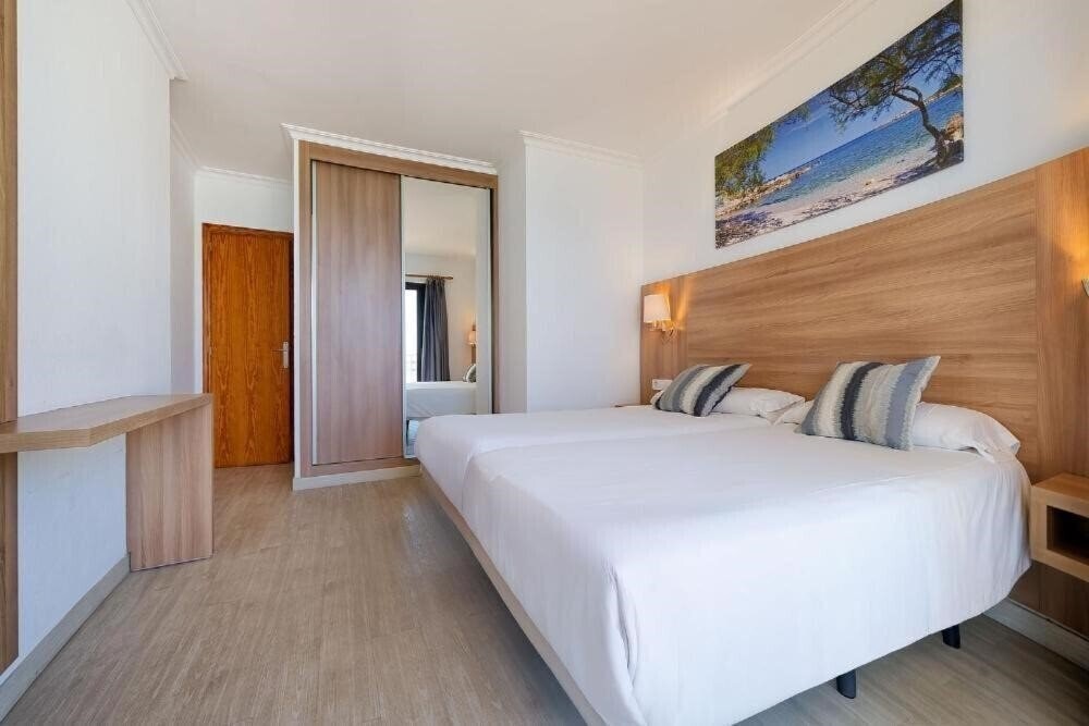 Зображення R2 Cala Millor 3*