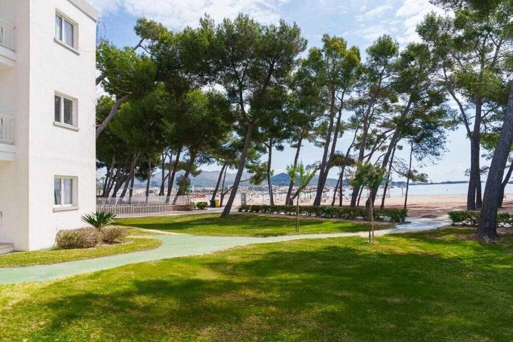 Отель Caprice Playa de Alcudia 3*