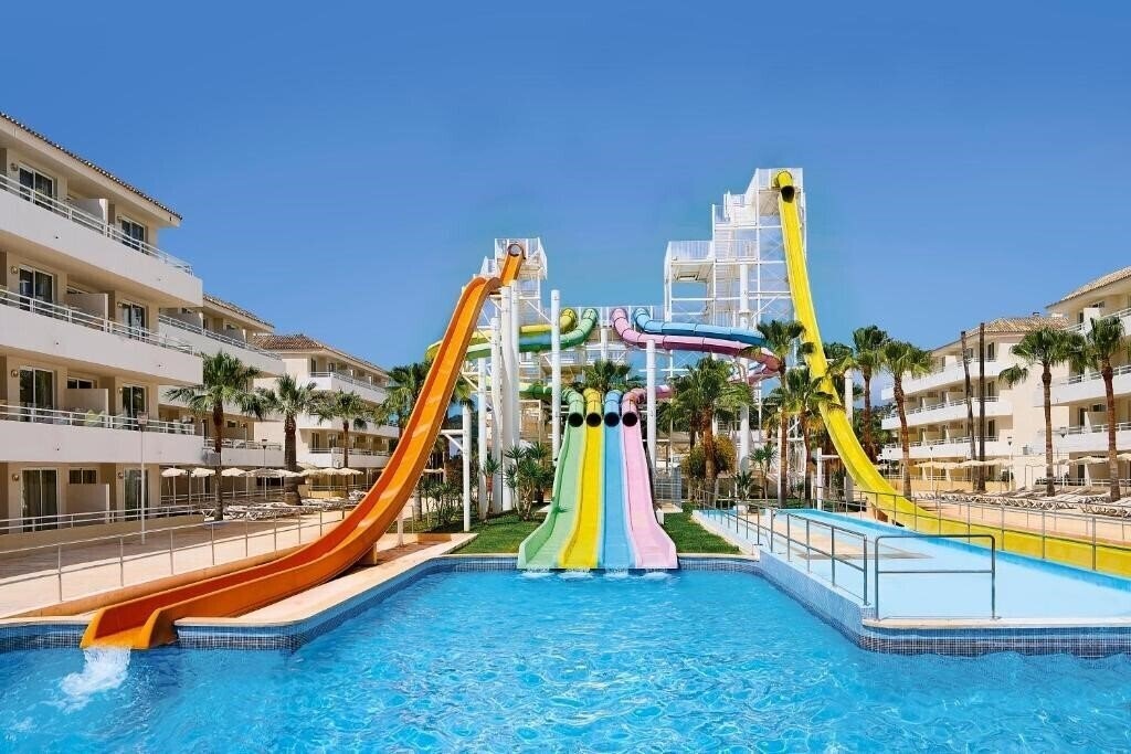 Готель Fergus Club Mallorca Waterpark 4*