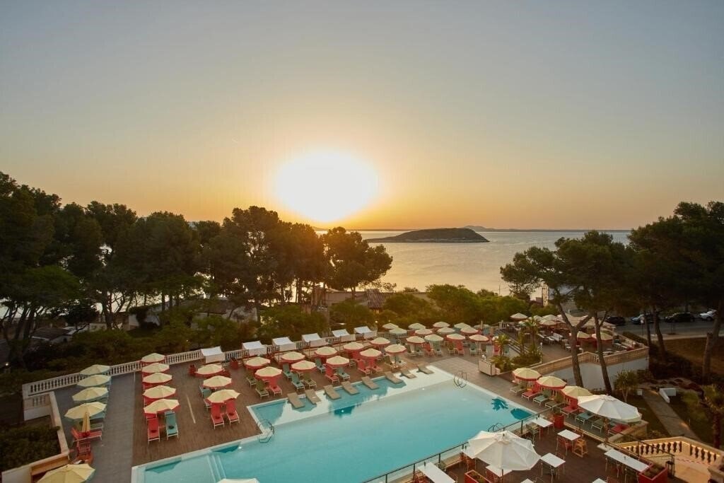 Готель Alua Calvia Mallorca 4*