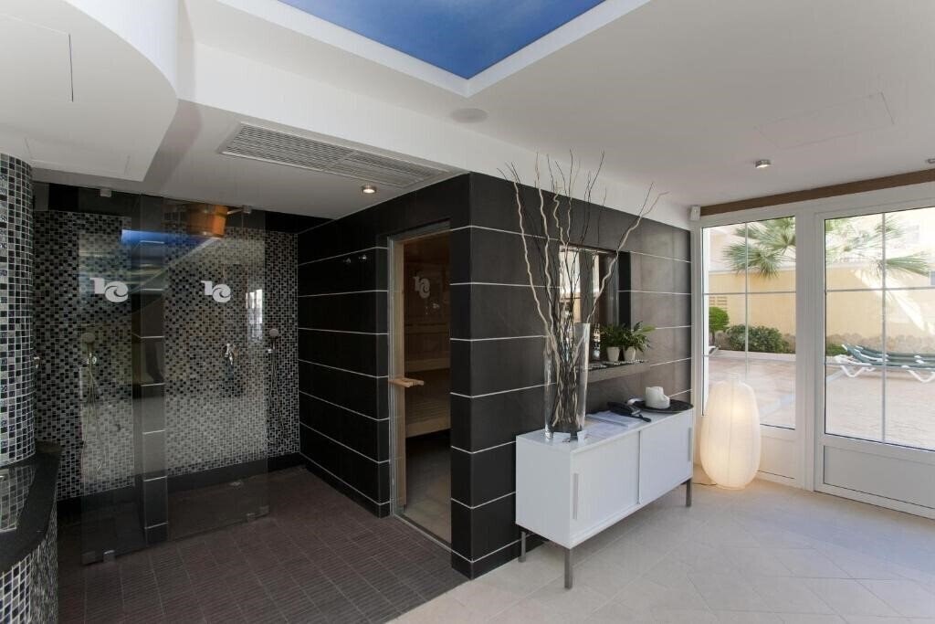 Готель Capricho 4*