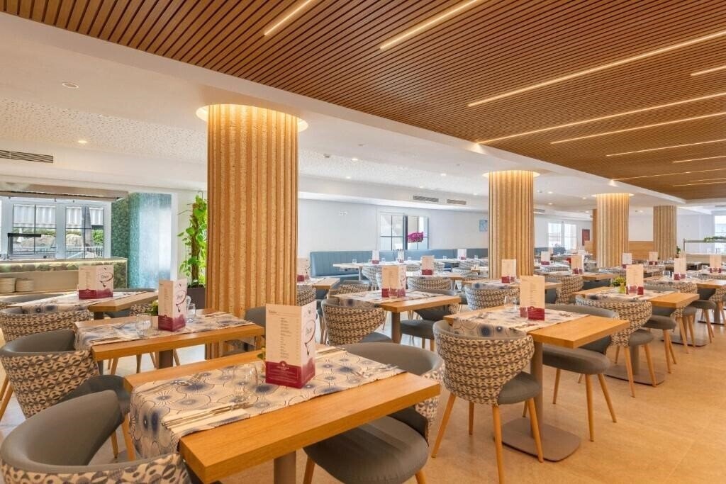 Фотографія Capricho 4*