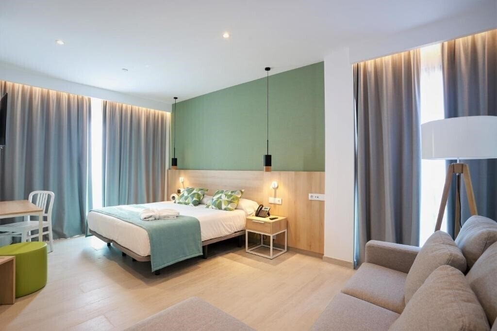 Фото Seasun Aniram 4*