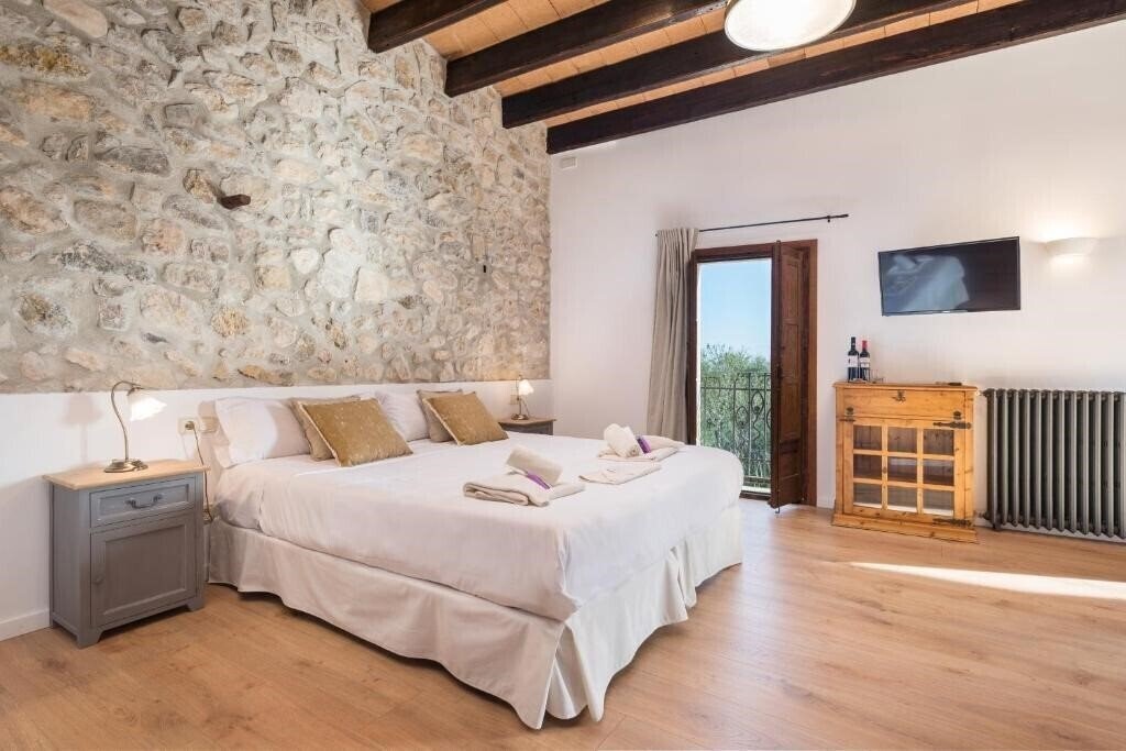 Фото Can Furios 4*