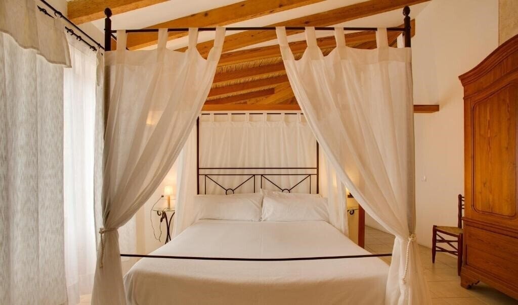 Фотографія Casal Santa Eulalia 4*