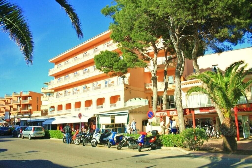 Фото Hostal Alcina 1*