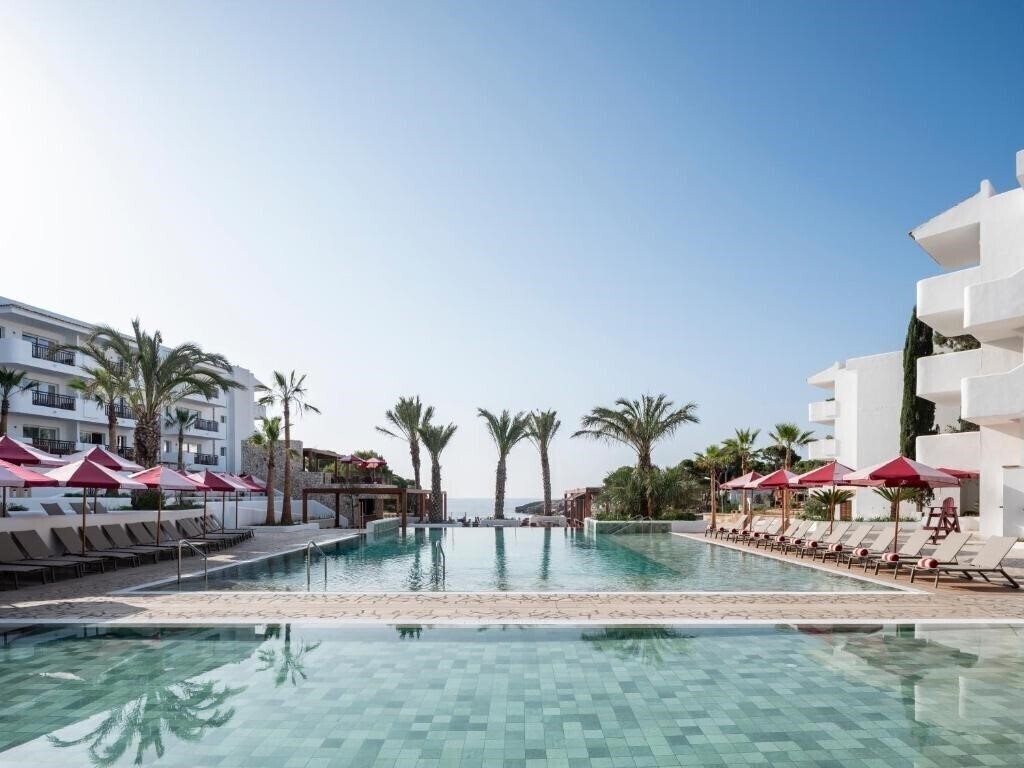 Готель Inturotel Esmeralda Park 4*