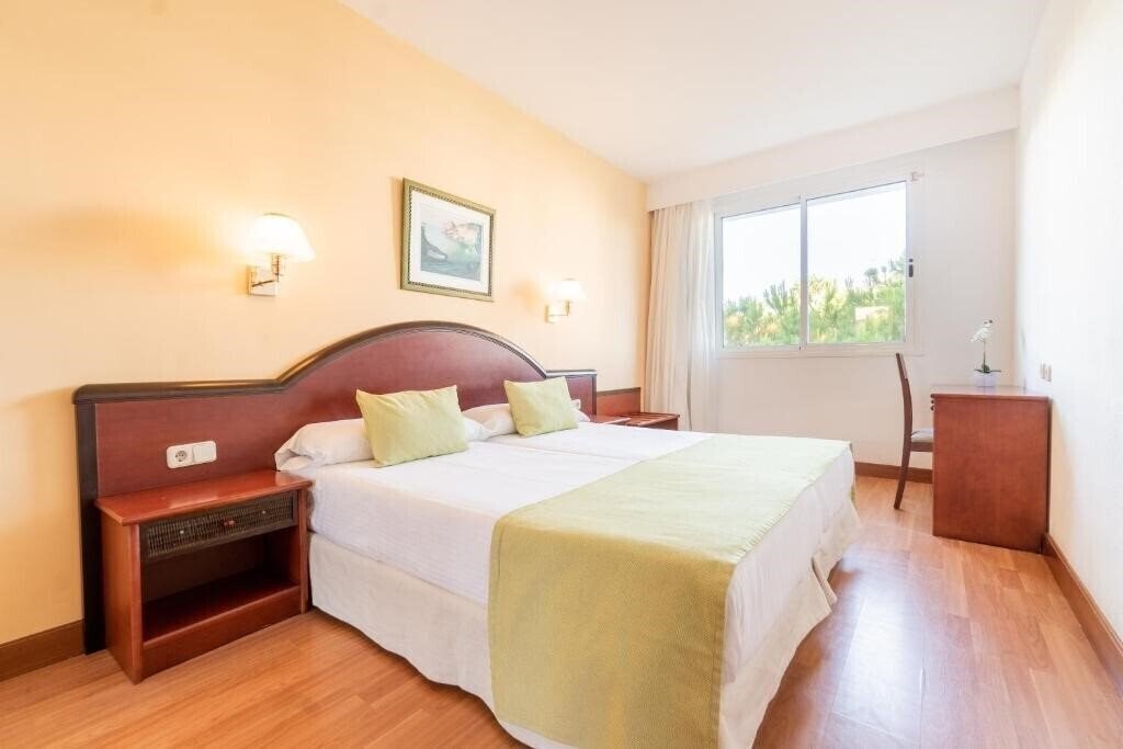 Изображение Tropicana Hotel 4*