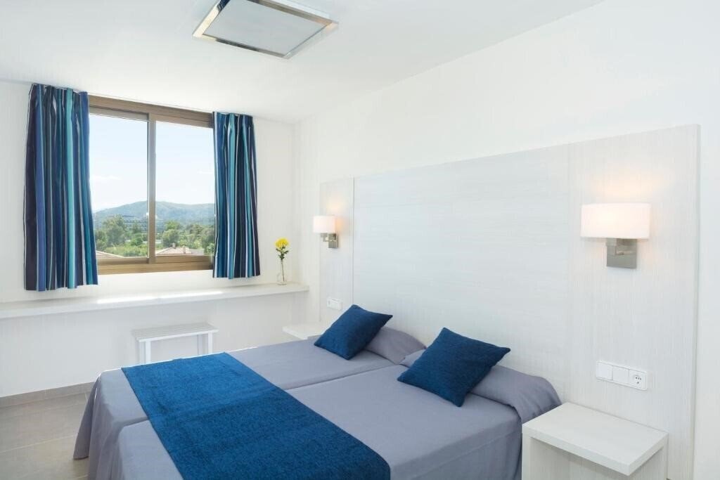 Фото HSM Lago Park 3*