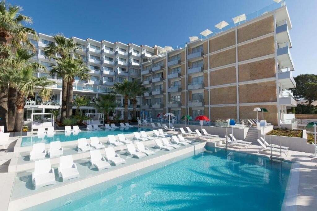 Фотографія Reverence Mare Hotel (Adults Only +16 Y.O) 4*