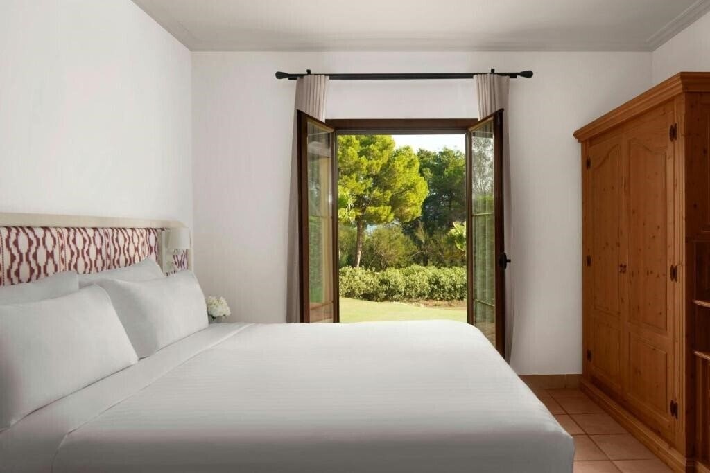 Фото Marriott's Club Son Antem 5*