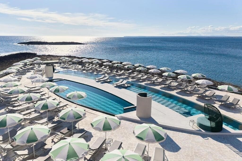 Отель Iberostar Selection Es Trenc 5*