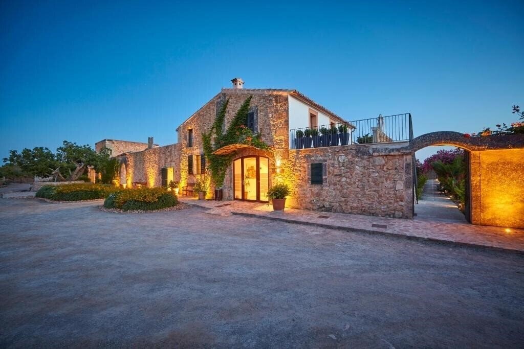 Фотографія Bennoc Petit Hotel 4*