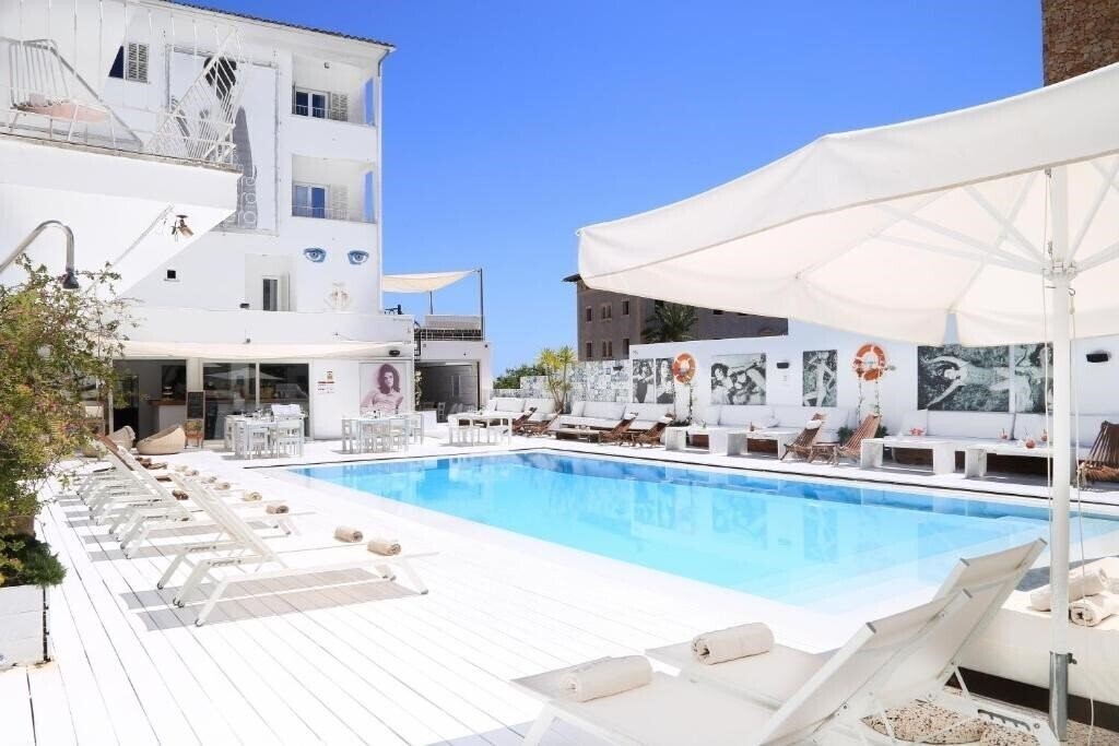 Отель Zhero Mallorca 4*