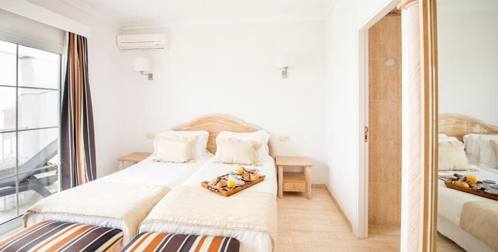 Фото Ona Village Cala D'Or 3*