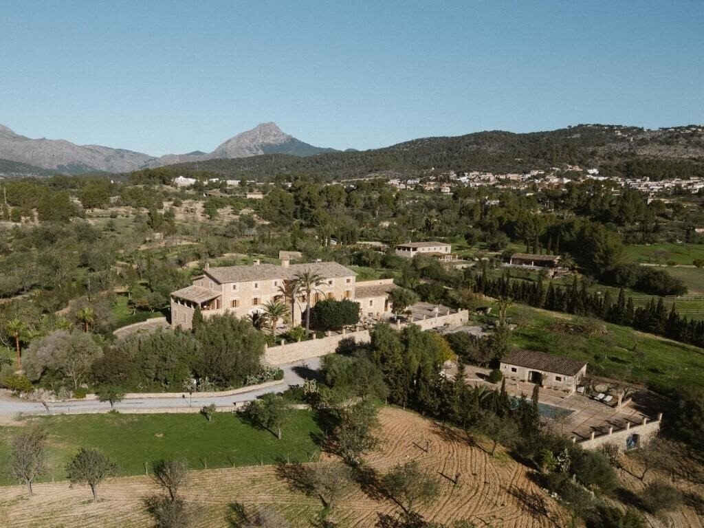 Готель Finca Can Estades 3*