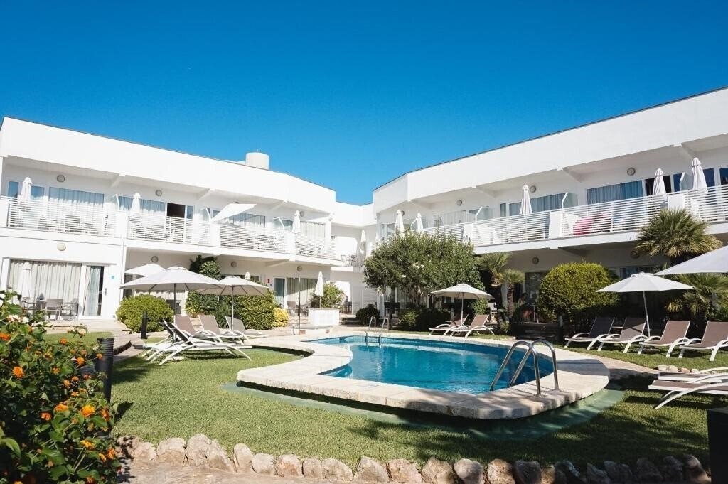 Готель Hoposa Montelin Apartments 4*