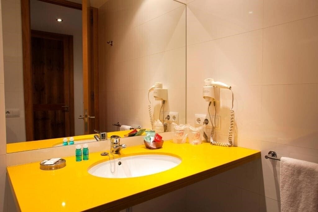 Фотографія L'Hostal D'Interior 3*