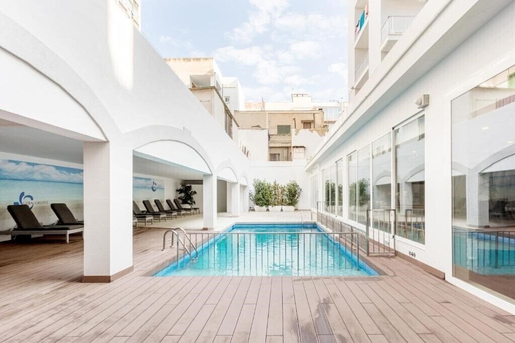 Зображення Planet One 3*