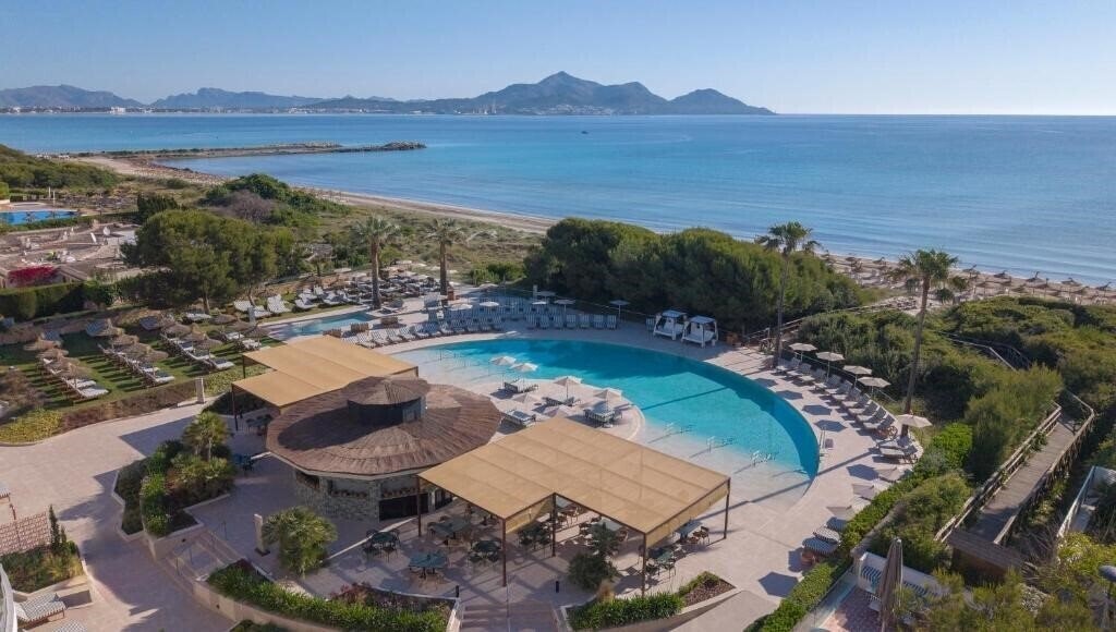 Готель Sarena de Muro Resort 5*