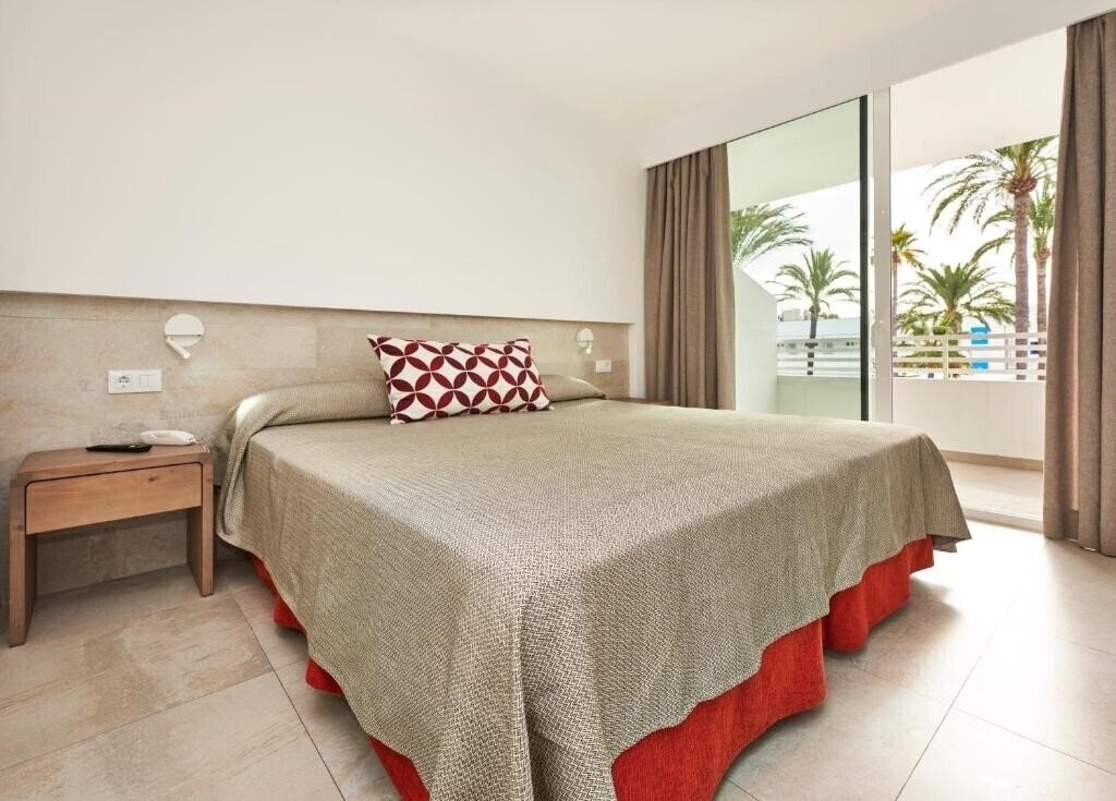 Фото Hoposa Villaconcha 4*