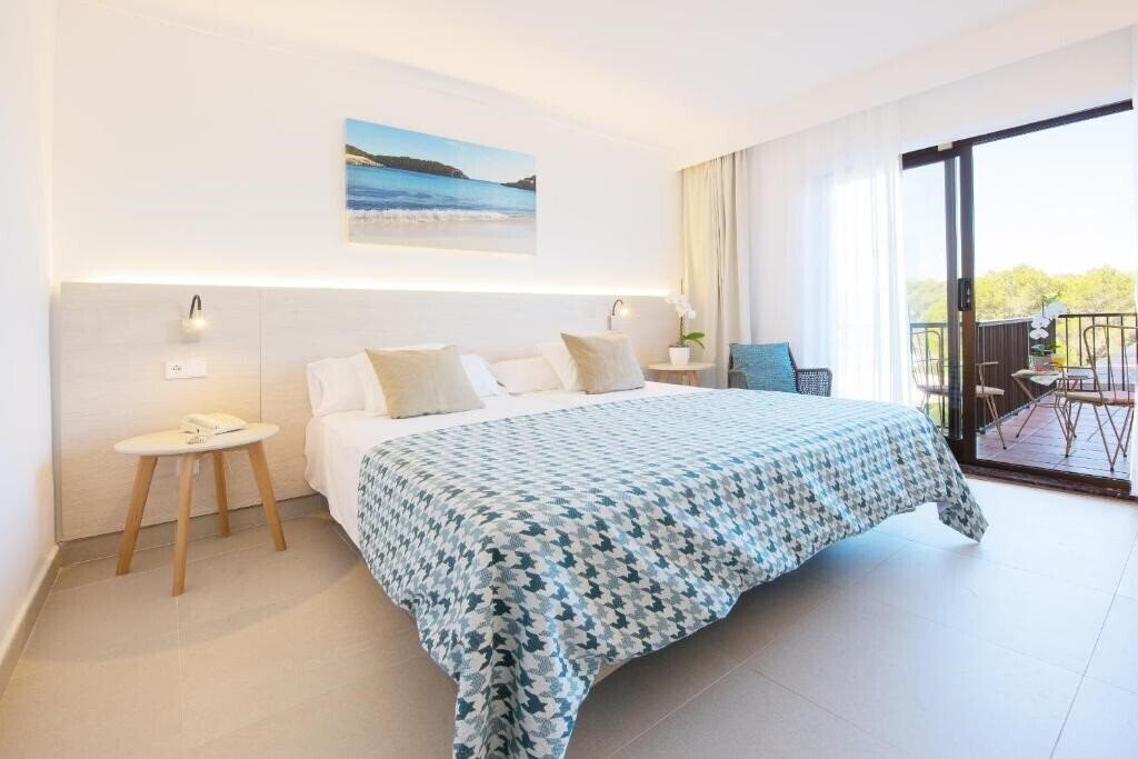 Фотография Hotel Apts Playa Mondrago 3*
