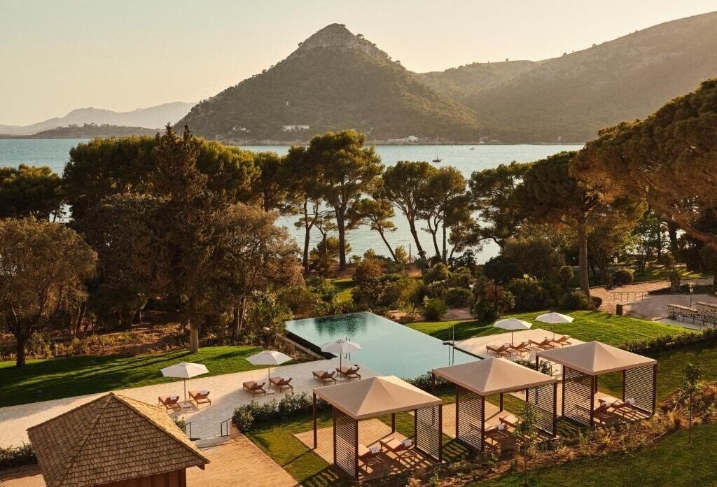 Отель Four Season Resort Mallorca At Formentor 5*