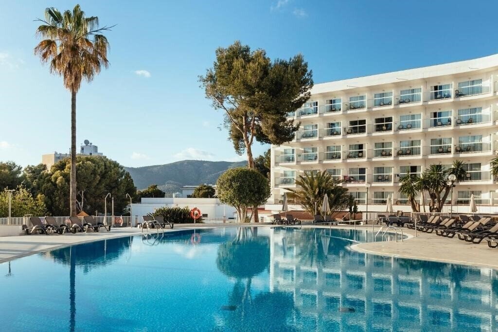 Фотография Ilunion Palmanova Mallorca 4*