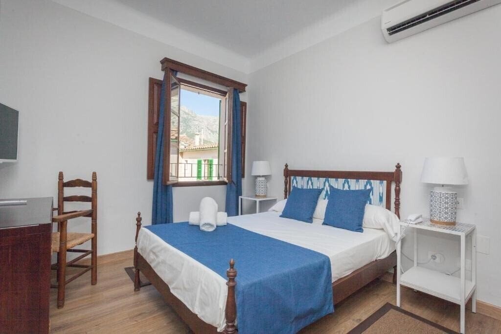 Готель El Guia Hotel 4*
