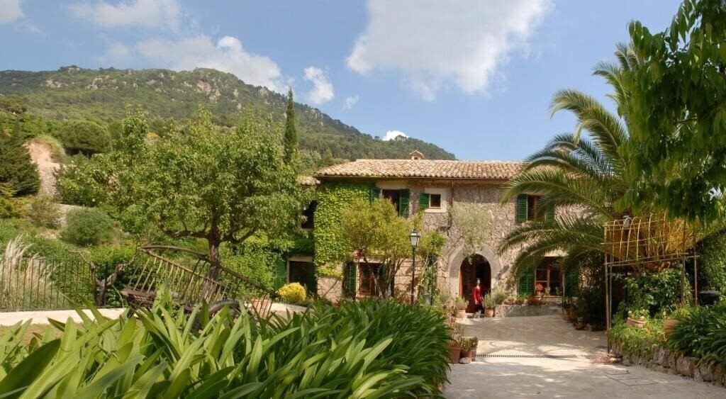 Отель Sa Vall Valldemossa 4*