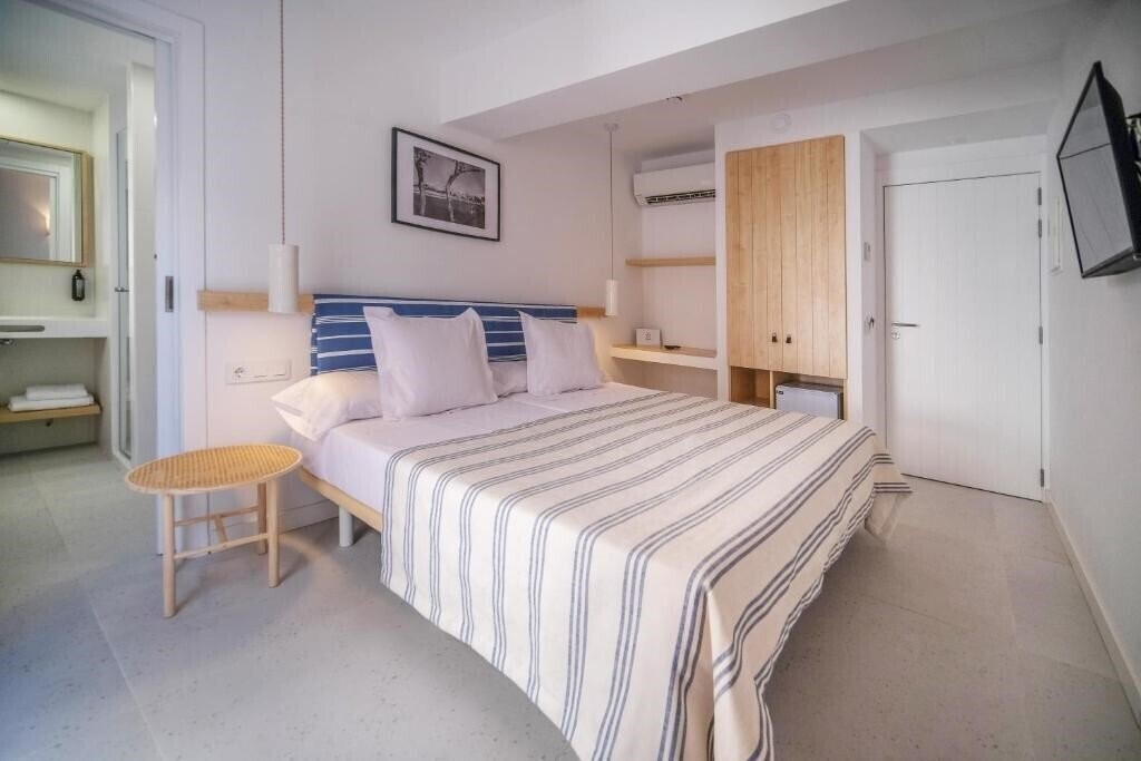 Фото Bini Hotel 3*