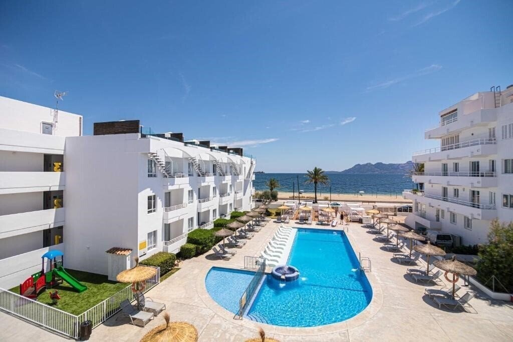 Готель Cabot Hobby Club Apartments 3*
