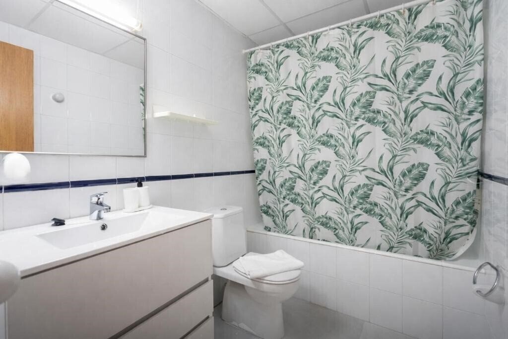 Фотографія Lemar Apartments 2*