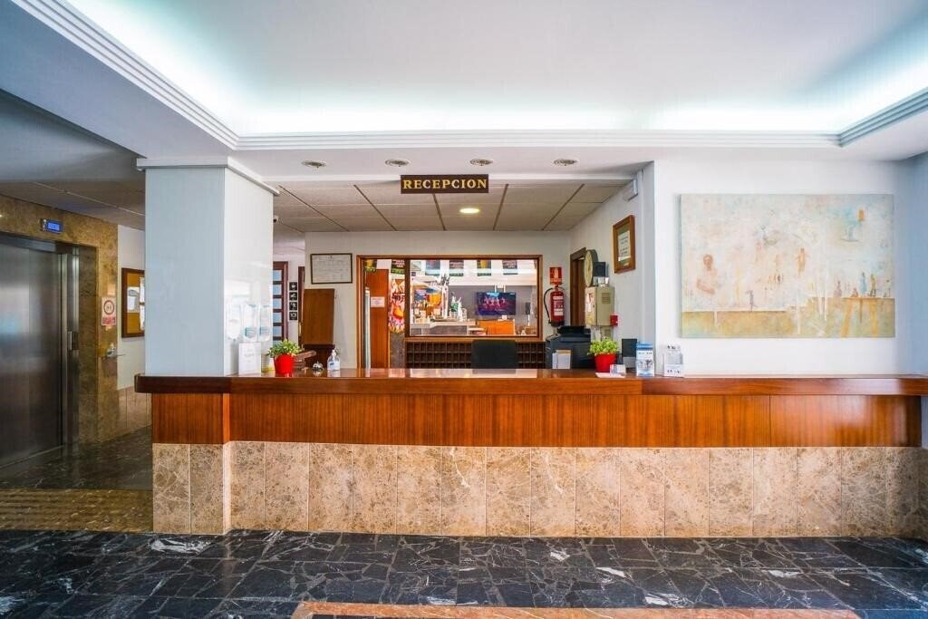 Изображение Sur Hotel (ex. Hotel Sur) 1*