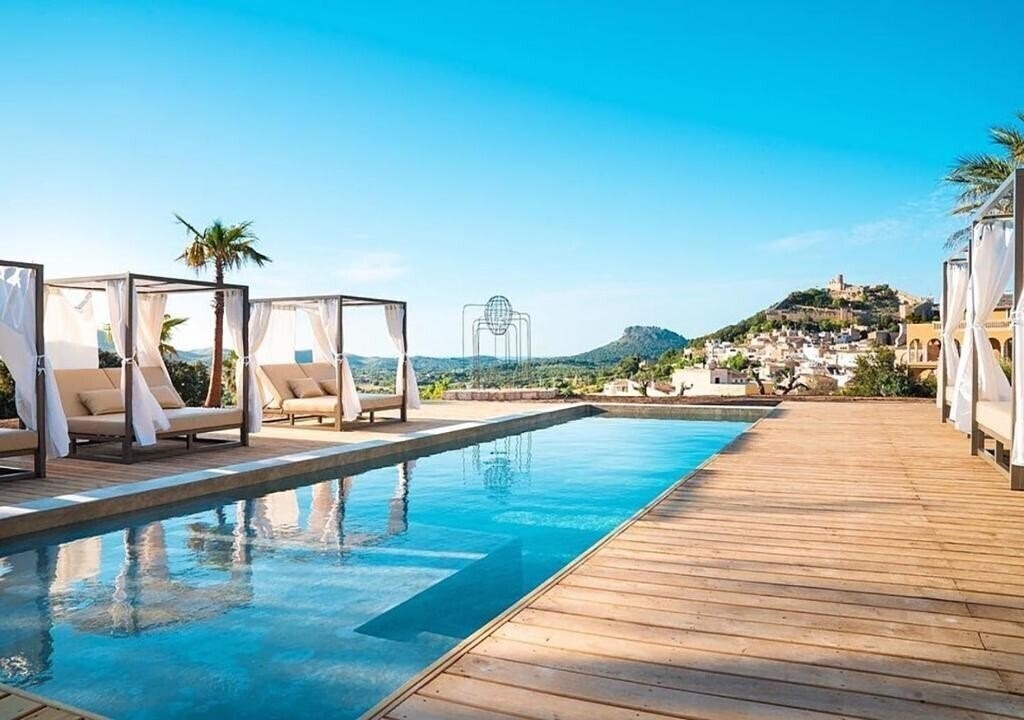 Отель Hotel Creu de Tau Art & SPA 4*