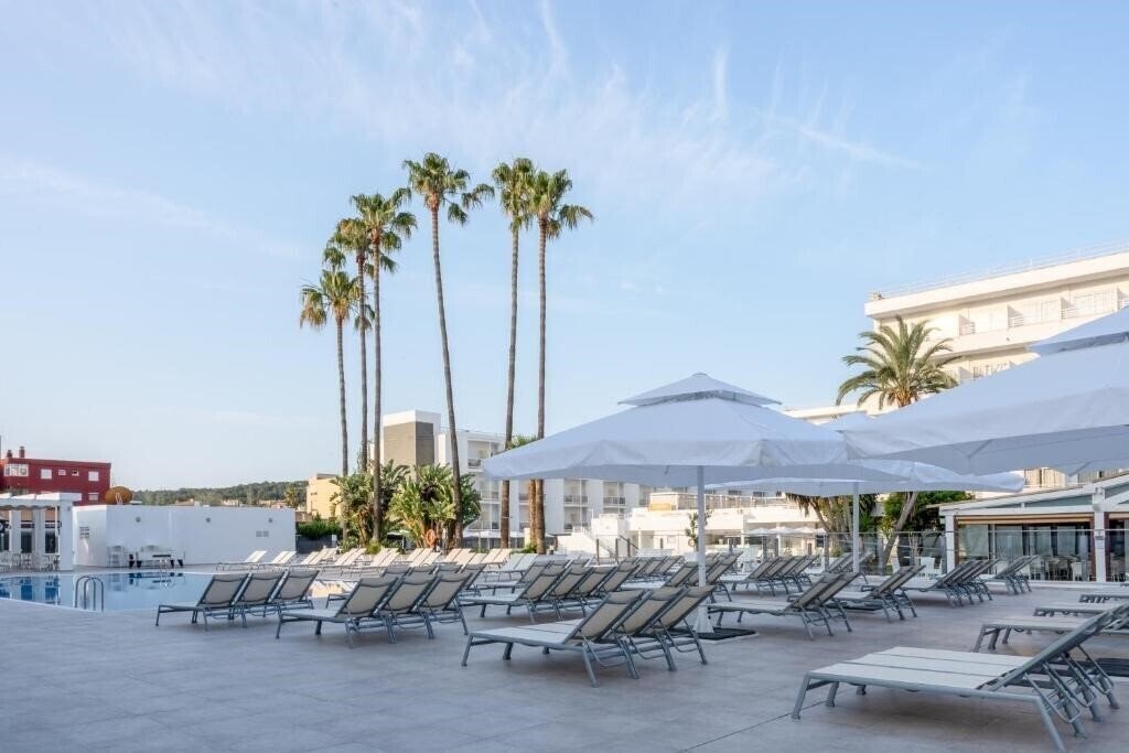 Картинка Globales Santa Ponsa Park 4*