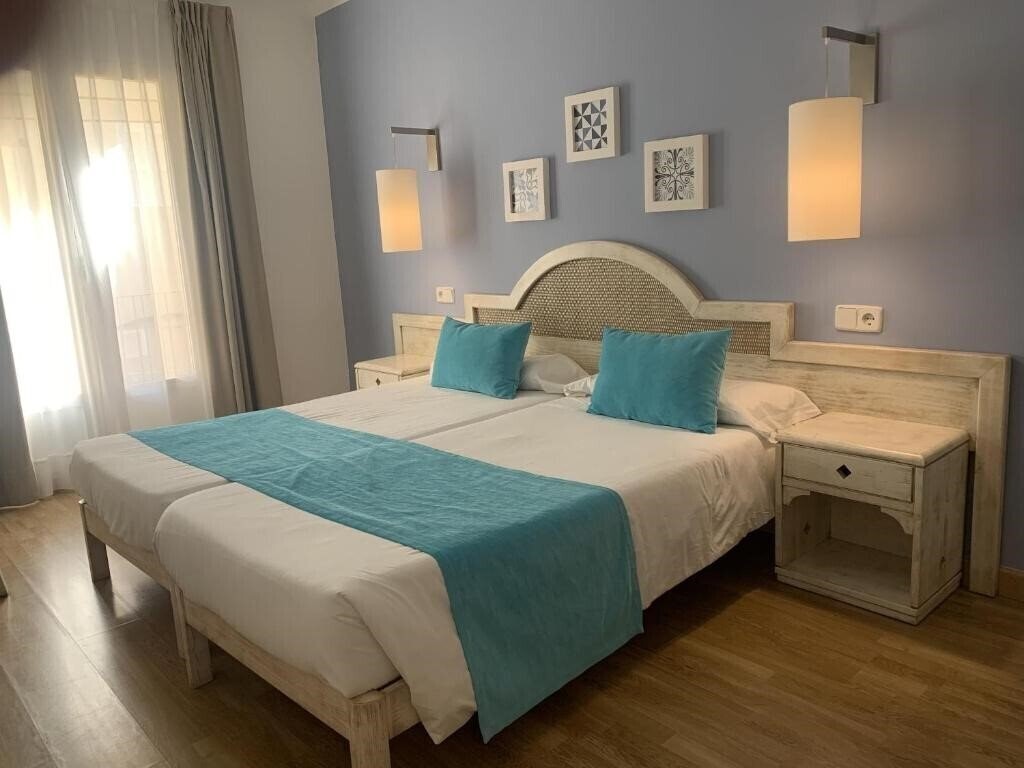 Картинка Hostal Portocolom HPC 2*