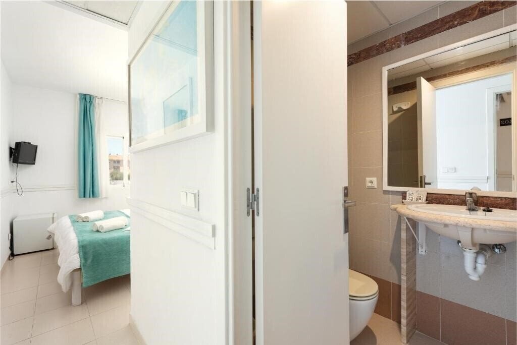 Фотографія Brisa Marina Hostal 2*