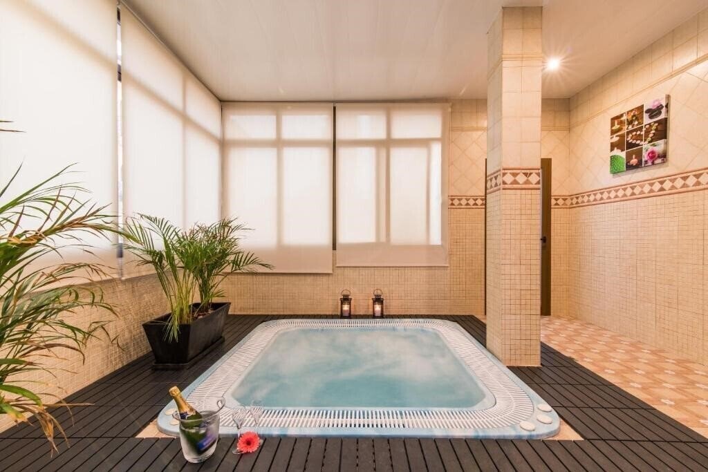 Фото Baviera Hotel 4*