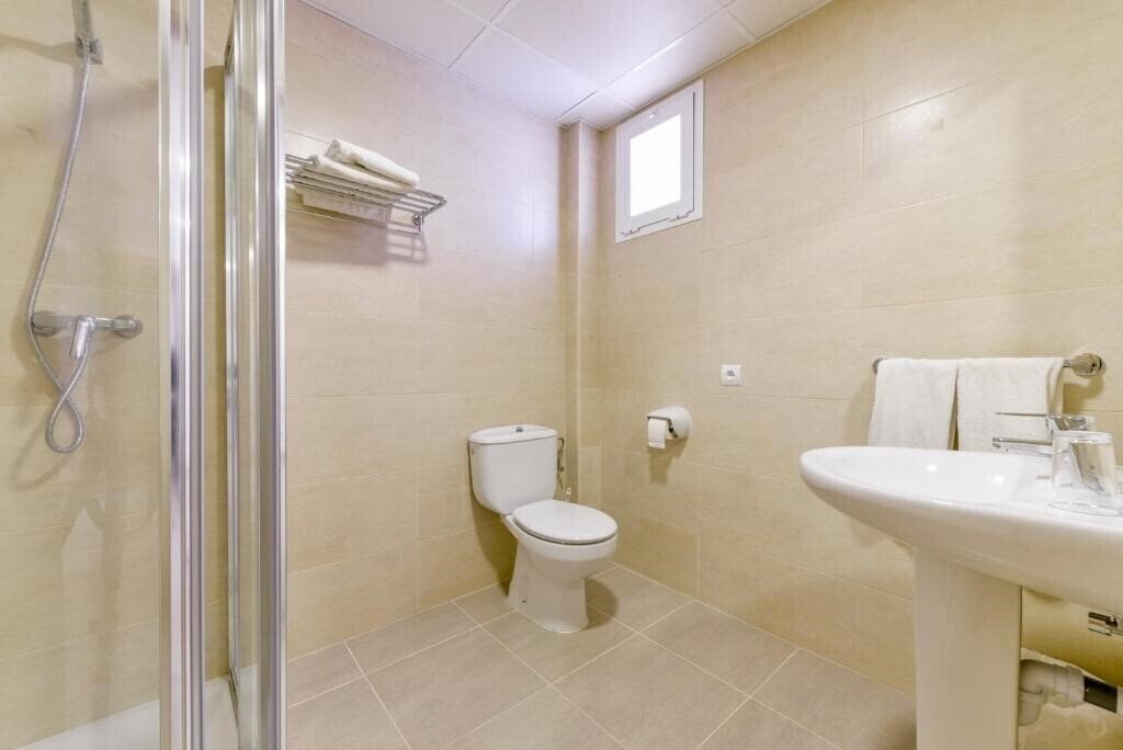 Фотографія Apartamentos Don Juan 3*