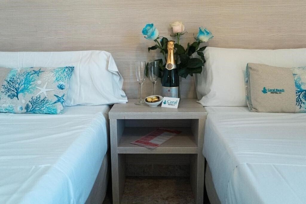 Изображение Coral Beach House & Food 1*