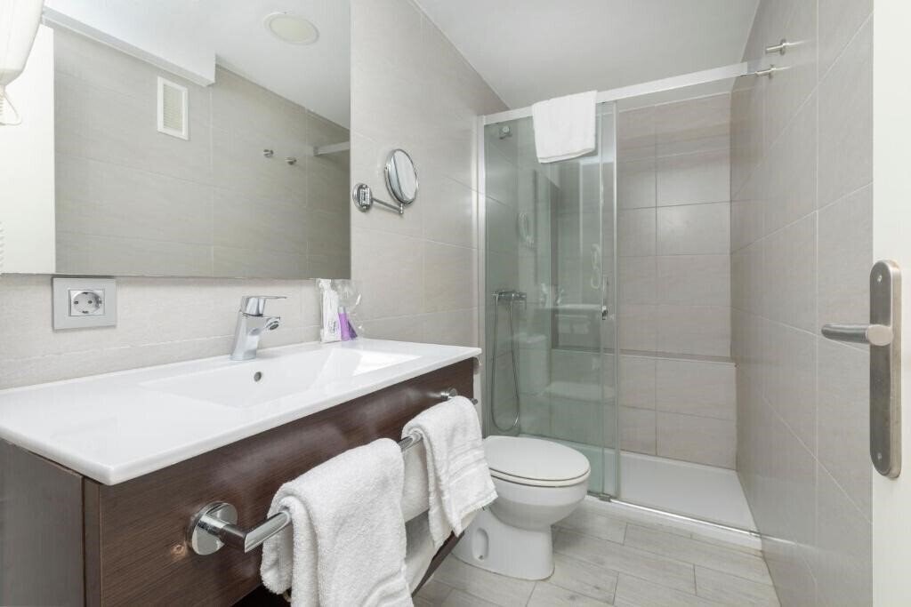 Картинка Sand Beach Apartments 3*